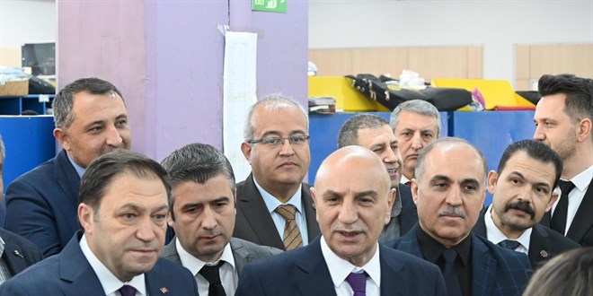 Ankara BB Adayı Altınok'tan PTT çalışanlarına ücretsiz ulaşım sözü