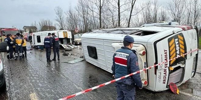 Bartın'da iki işçi servisi çarpıştı: 1 ölü, 29 yaralı
