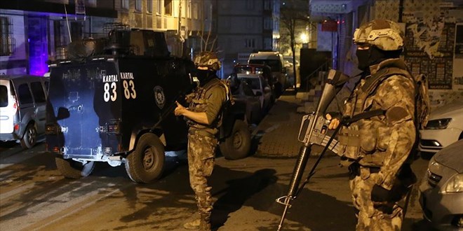 İstanbul'da DHKP-C ve MLKP'ye operasyon: 20 kişi yakalandı