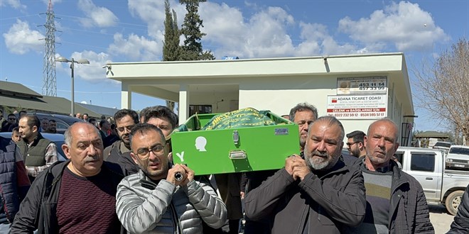 Kadnlar gnnde ldrlen bahekim yardmcs defnedildi