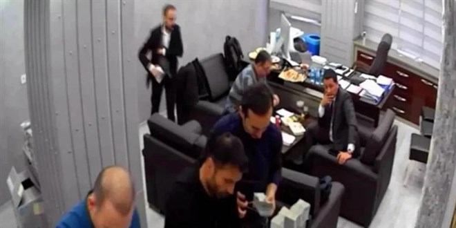 CHP il başkanlığındaki para sayma görüntülerine soruşturma başlatıldı