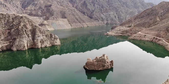 Sular ekildi 'Tekke' grnd: Barajn altnda kaybolan tarih ortaya kt