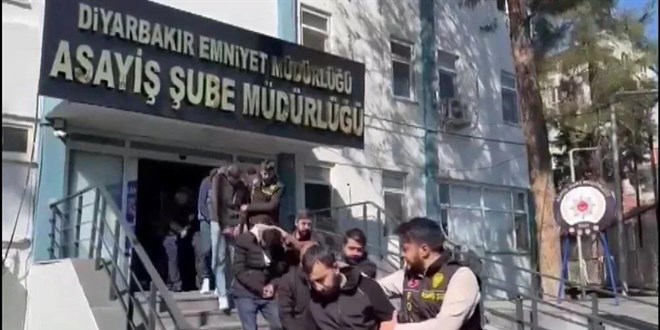 Çağrı merkezi kurup insanları dolandıranlara operasyon