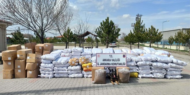 Ankara'da 28 milyon lira değerinde kaçak tütün ele geçirildi