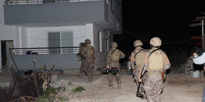 Mersin'de PKK/KCK operasyonunda yakalanan 11 pheli serbest