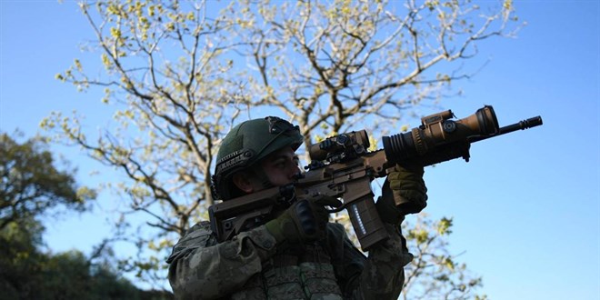 Irak'ın kuzeyinde 12 PKK'lı terörist etkisiz hale getirildi
