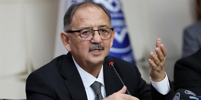 'Bin tane şantiyede 110 bin kişilik orduyla çalışıyoruz'