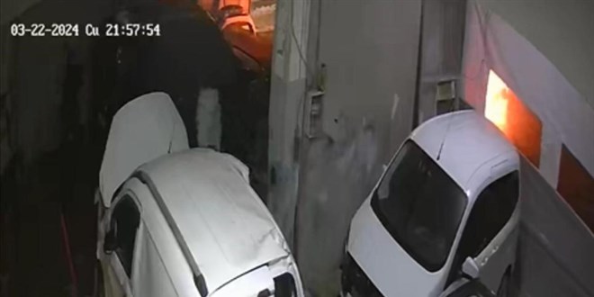 Sobaya dökülen tinerin parlaması ile 1 kişi hayatını kaybetti