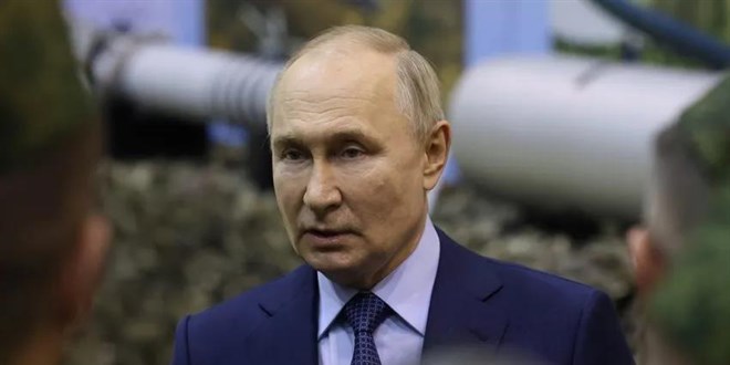 Putin: Ukrayna'ya verilecek F-16 meşru hedefimiz olacak