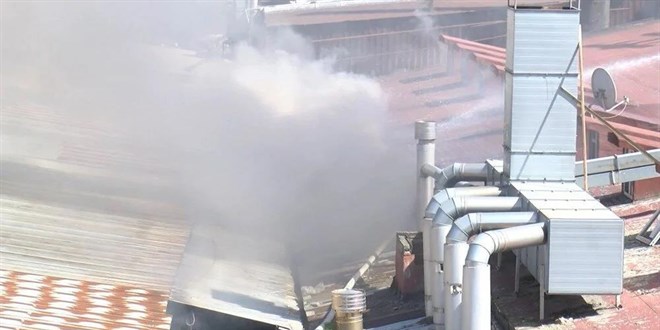 İstanbul'da tekstil fabrikasında yangın
