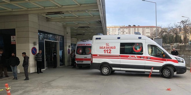 Siirt'te devrilen okul servisindeki 1 öğrenci öldü, 5'i öğrenci 6 kişi yaralandı