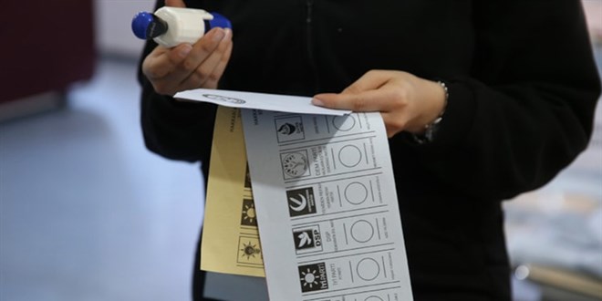 CHP Ardahan'da 158 oyla kazand, AK Parti itiraz etti
