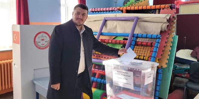 Belde statüsü kazanan Kalfat, 15 yılın ardından belediye başkanını seçti