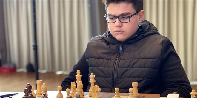 Yağız Kaan Erdoğmuş, 12 yaşında 'büyükusta' ünvanını aldı