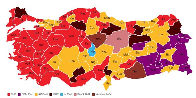 Türkiye genelinde 3 partinin oyu arttı, 4 partinin oyu düştü
