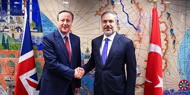 Bakan Fidan, İngiltere Dışişleri Bakanı David Cameron ile görüştü