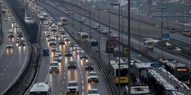 Motorlu kara taşıtlarınca 2022'de 344 milyar kilometre yol katedildi