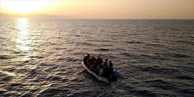 Muğla açıklarında 25 düzensiz göçmen yakalandı