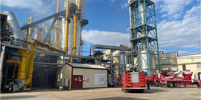 Bolu'da sunta fabrikasında patlama: 1'i ağır 3 işçi yaralandı