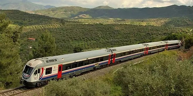 Yeni turistik trenler ilk seferlerine çıkmaya hazırlanıyor