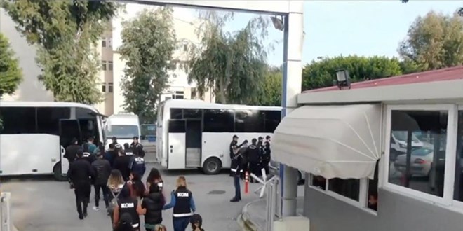 Kaçak göçmenler KALKAN-19'a yakalandı! 1.177 kişi yakalandı