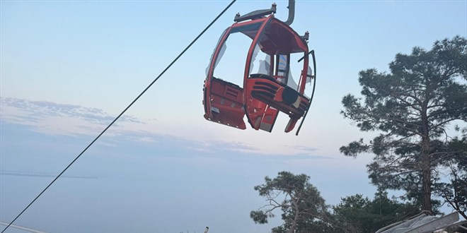 Teleferik kazasnda mahsur kalanlarn tamam kurtarld