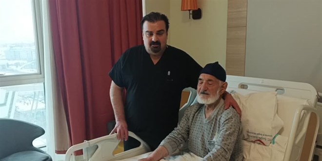 Kalp piliyle yaşayan hasta doktorun çabasıyla 91 yaşında kanseri yendi