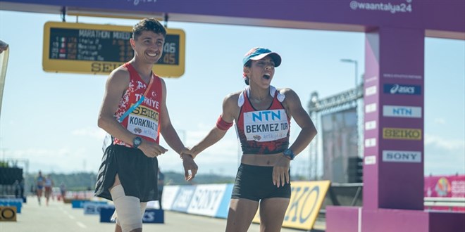 Milli atletler, karışık bayrak maraton yarışında Paris 2024 kotası aldı