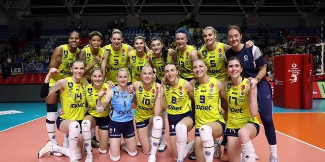 Fenerbahçe, Eczacıbaşı'nı mağlup ederek 7'nci kez şampiyon oldu