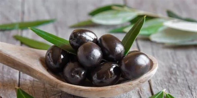 Zeytin de enflasyondan nasibini aldı: Tanesi 1 TL'yi aştı