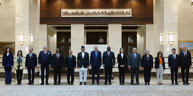 Cumhurbaşkanı Erdoğan, 7 ülkenin büyükelçisini kabul etti