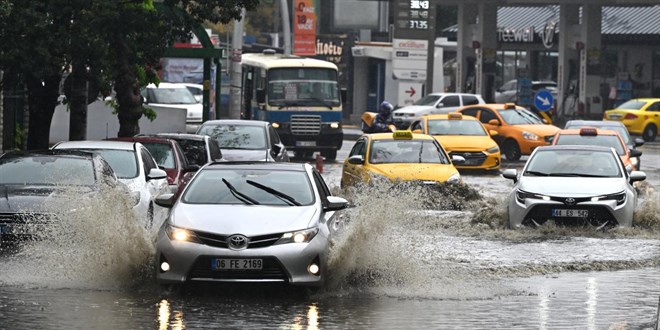Ankara için gök gürültülü sağanak uyarısı