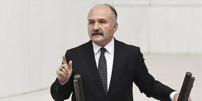 Erhan Usta, İYİ Parti Grup Başkanvekilliği görevinden istifa etti