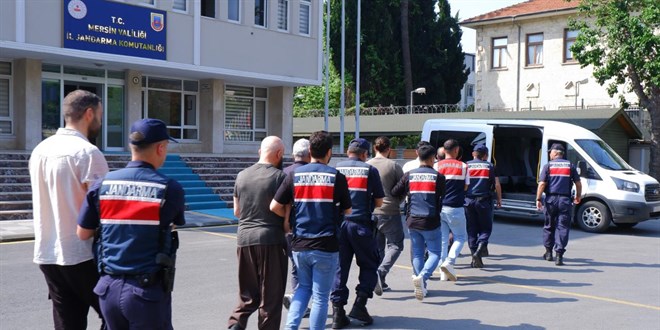 Mersin merkezli 8 ilde DEAŞ operasyonu: 11 tutuklama