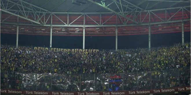 Galatasaray - Fenerbahçe derbisi için seyirci kararı