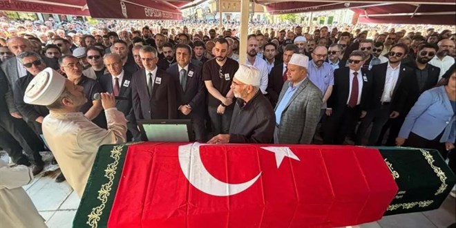 Eyüpsultan'da öldürülen okul müdürü son yolculuğuna uğurlandı