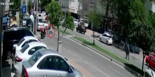 Bir babanın en acı kaydı: Okula uğurladığı oğlunun kazasını çekti