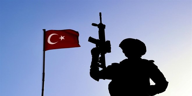 Irak ve Suriye'nin kuzeyinde 17 terrist etkisiz hale getirildi