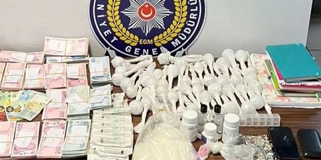 İBB personeli güvenlik görevlisinin evine uyuşturucu baskını