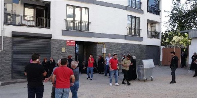 Kızını öldürüp kendisini yaralayan torunundan şikayetçi olmadı