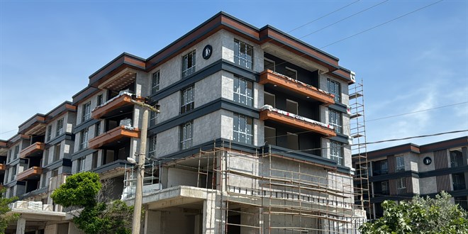 Bursa'da 5 katlı inşaatın en üst katından düşen işçi öldü