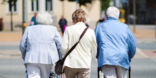 Emekliler ile ilgili yeni alma: Kamu tesislerinde indirim uygulanacak