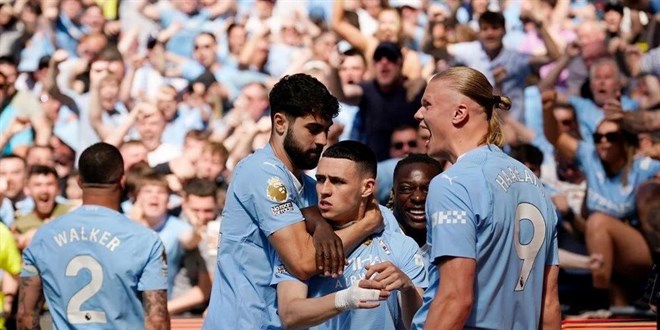 Manchester City üst üste 4. kez şampiyon