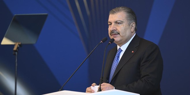 Bakan Koca: Gazze'de insanlığın onuru hepimizin gözleri önünde yok edilmektedir