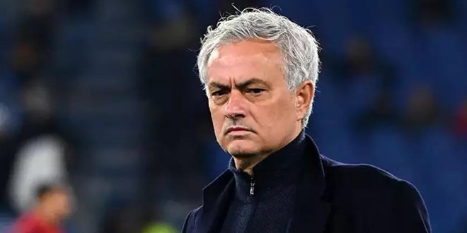 Fenerbahçe, Mourinho'yu resmen açıkladı