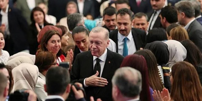 AK Parti 'Türkiye buluşmaları' gerçekleştirecek: 2028'in yol haritası şekilleniyor