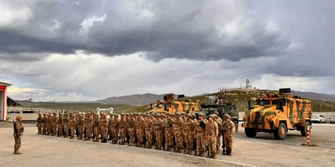 4 ilde operasyon: 63 göçmen kaçakçılığı organizatörü yakalandı