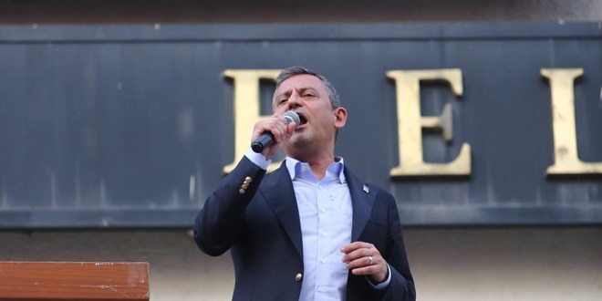 Özgür Özel: Emekliye bayram ikramiyesi 1 asgari ücret verilsin