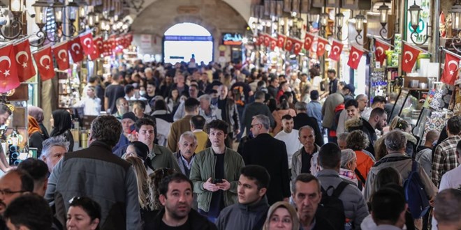 Esnaf bayramda 150-200 milyar liralık ciro bekliyor