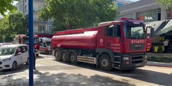 Ankara'da iş hanında yangın